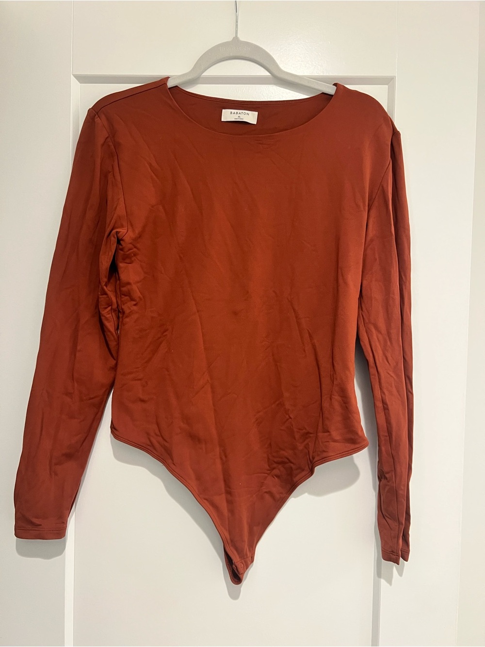 Aritzia Babaton Rust Long-Sleeve Bodysuit - Rust Orange